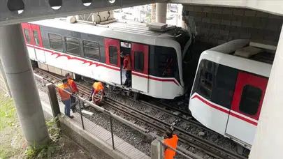 Adana'da metro raydan çıktı !