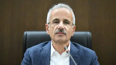 Uraloğlu açıkladı : Bazı uçuşlar durduruldu