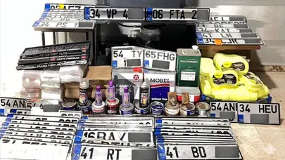 Sakarya'da sahte plaka operasyonu : 3 şüpheli gözaltında