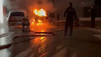 Ankara Çankaya’da şarj halindeki elektrikli otomobil alev aldı