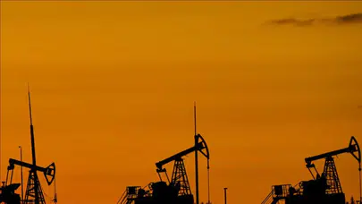 Brent petrolün varil fiyatı yüzde 14,8 arttı