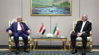 İran Cumhurbaşkanı Pezeşkiyan, Iraklı mevkidaşıyla görüştü