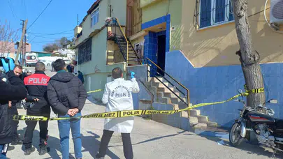 Manisa'da cezaevi firarisi saklandığı evde silahla vurulmuş halde ölü bulundu