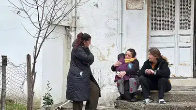 Samsun’da korkutan yangın : Evde tek başına çakmakla oynayan çocuk evi yaktı