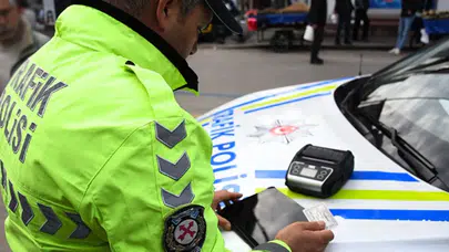 Büyükçekmece'de ambulans görevlileriyle tartışan sürücüye rekor ceza