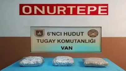 Hudut hattında Mehmetçik 4 kilo uyuşturucu madde ele geçirdi