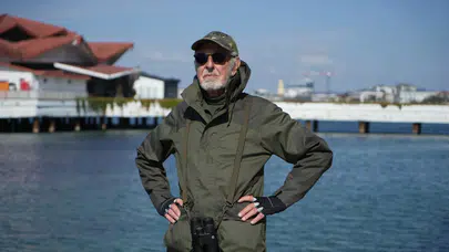 Leyleler İstanbul semalarında : İstanbul Boğazı göçün kalbi oldu