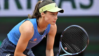 Milli tenisçi Zeynep Sönmez tarih yazdı