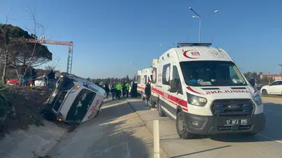 Çanakkale'de yolcu minibüsü devrildi : Öğrencilerin de bulunduğu 8 kişi yaralandı