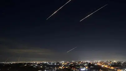 İsrail ordusu açıkladı : İran füze saldırılarına başladı