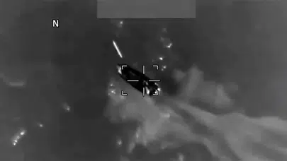 ABD, Karayipler'de uyuşturucu taşıdığı iddia edilen bir tekneyi vurdu : 4 ölü