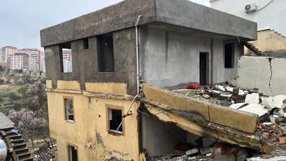 Adıyaman'da yağışlar nedeniyle bina çöktü