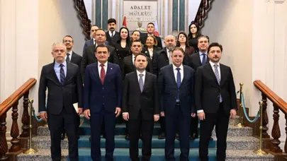 Bakan Gürlek, KKTC İçişleri Bakanı Oğuz ile bir araya geldi