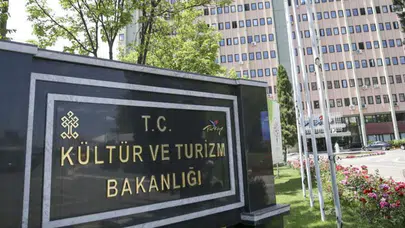 Kültür ve Turizm Bakanlığı Ülkü Aker için taziye mesajı yayınladı