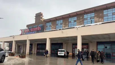 Diyarbakır'da taşlı sopalı kavga : 2 kişi yaralandı