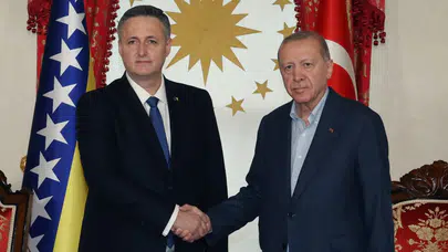 Cumhurbaşkanı Erdoğan, Bosna Hersek Konsey Başkanı Becirovic’i karşıladı