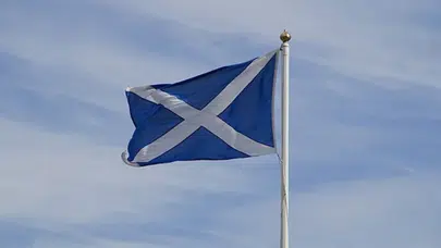 Glasgow'daki tren istasyonunda yangın çıktı