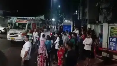 Hindistan’da hastane faciası : Yoğun bakımda çıkan yangında 10 kişi hayatını kaybetti