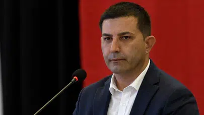 Kuşadası Belediye Başkanı Ömer Günel rüşvet suçundan adliyeye sevk edildi