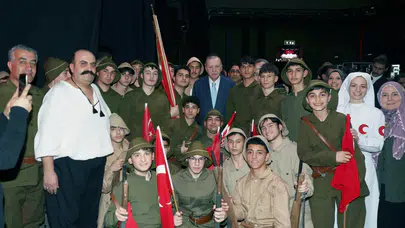 Cumhurbaşkanı Erdoğan 'Şüheda 1915' tiyatro gösterimini izledi