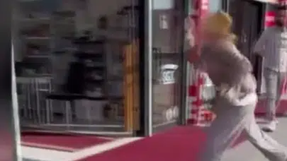 Kayseri’de eczanede dehşet : Fark ücreti ödemek istemeyen kadın taşla saldırdı