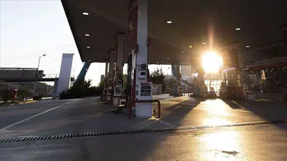 Bilecik'teki benzin istasyonu savaş alanına döndü : Silahlı bıçaklı kavgada 3 yaralı