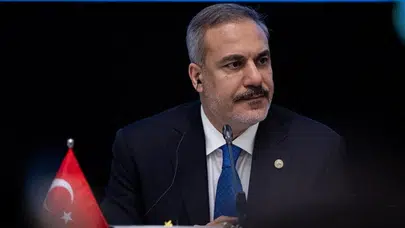 Bakan Fidan, Polonyalı mevkidaşı Sikorski ile görüştü