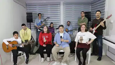 Sıradışı Çocuklar Orkestrası engelleri notalarla aşıyor!
