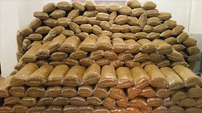 Niğde’de kaçak tütün operasyonu : 2 kişi gözaltına alındı