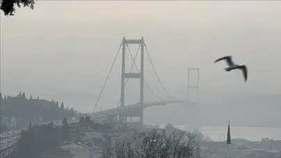 İstanbul'da sabahın ilk saatlerinde sis etkili oldu