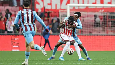 Samsunspor - Trabzonspor maçının ilk 11'leri belli oldu