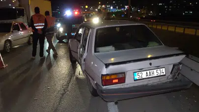 Kırıkkale'de otomobil ile tır çarpıştı : 3 yaralı