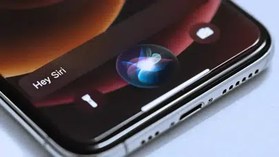 Siri değişiyor: Apple, kontrolü Google’a mı bırakıyor?