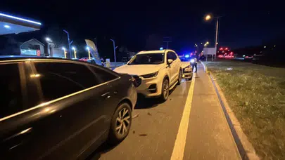 Bolu'da ani fren yapan sürücü zincirleme kazaya neden oldu : 3 yaralı