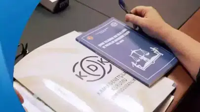 KDK'dan Yıldız Teknik Üniversitesi'nde 16 bin TL'lik ders kitabı için tavsiye kararı