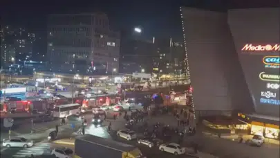 Kağıthane'de bir AVM'de yangın çıktı