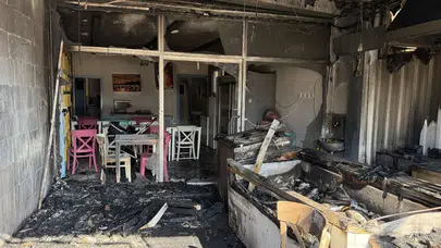 Antalya Serik'te balıkçı dükkanı küle döndü