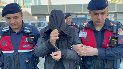 Samsun'da bir eve uyuşturucu operasyonu : Esrar, kokain ve hap ele geçirildi