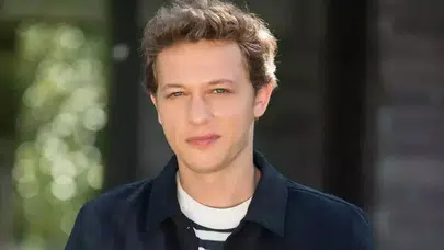 Uzak Şehir'e sürpriz isim : Alya'nın komşusu Engin Şef geliyor