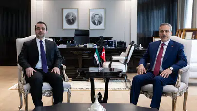 Bakan Fidan, Suriye Dışişleri Bakanı Şeybani ile bir araya geldi
