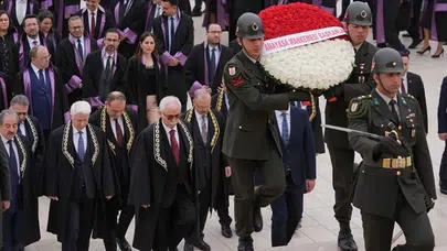 AYM Başkanı Kadir Özkaya’dan Anıtkabir ziyareti