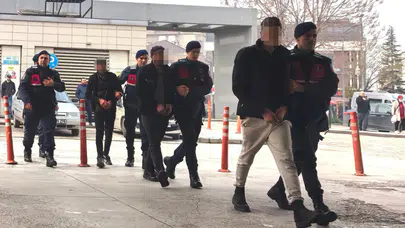 Bursa'da JASAT operasyonu : 7 bağ evini soyan hırsızlık şebekesi yakalandı!