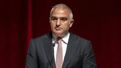 Bakan Ersoy : Turizmde her yıl bir önce yılın başarılarını aşmaya devam ediyoruz
