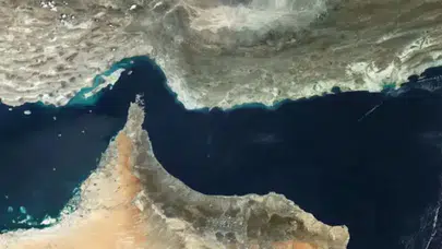 Hürmüz Boğazı'nda tanker geçişleri durduruldu
