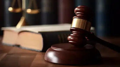 Kayseri'de mahkemede skandal : Tokat attığı için ceza alan sanık hakime hakaret etti