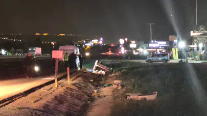 Ankara Gölbaşı girişinde otomobil takla attı : 1 ölü 2 yaralı
