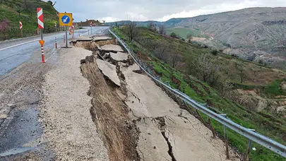 Siirt'te sağanak etkisi : Eruh kara yolunda heyelan yaşandı
