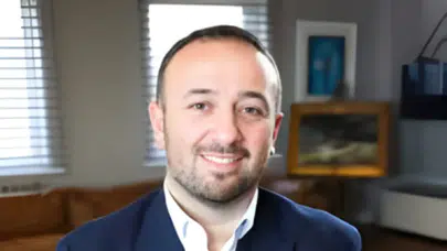 Erdinç Acar Kimdir? Yaşı, Nereli Olduğu, Serveti ve Eşi Hakkında Bilgiler