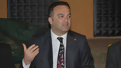 Hasbi Dede CHP'den ihraç edildi