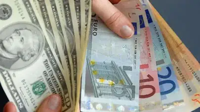 Serbest Piyasada Dolar ve Euro Fiyatları Neden Yükseliyor?